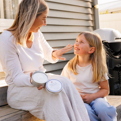 Weeks 2–4: Soothe & Settle